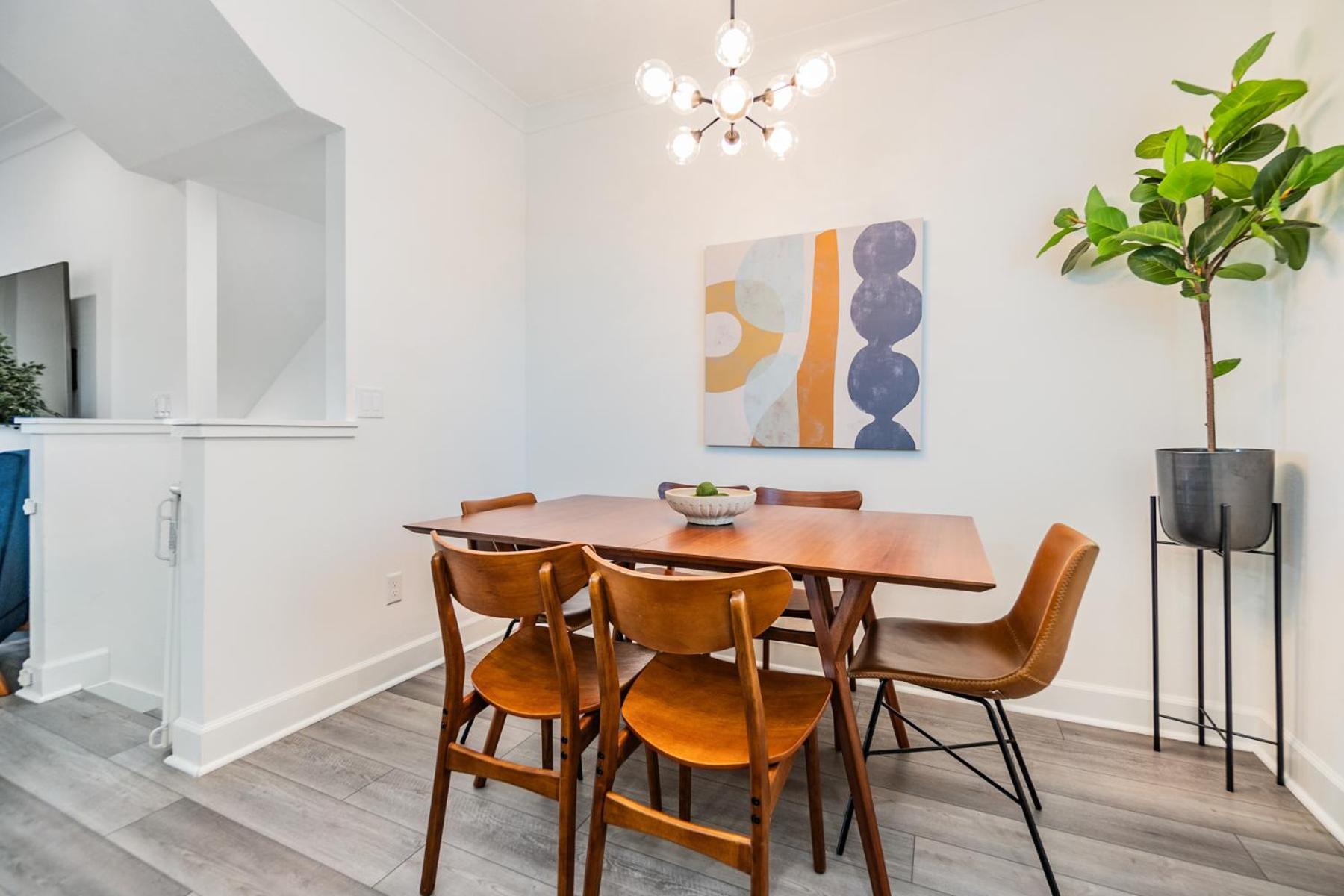 The Modern Oasis - Downtown Retreat *